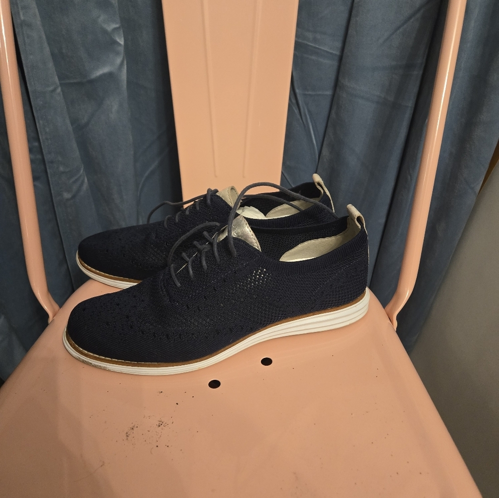 Spring Ready Cole hann navy white breathable comfortable oxfords Sneakers. 9.5